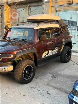 تويوتا إف جي كروزر